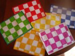 <font color=red><b>TOVAGLIETTA all'americana</b></font> foderata semplice, scacchiera su base bianca