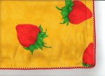 <font color=red><b> DETTAGLIO </b></font> di modello con orlo rifinito con tombolo sottomesso.<br><b