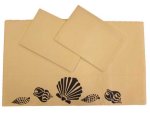 <font color=red><b>Lenzuolo matrimoniale c/federe</b></font>, in cotone, beige con fantasia di conch